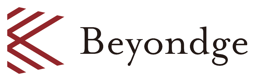 旧Beyondgeロゴ。赤いシンボルとセリフ体の社名